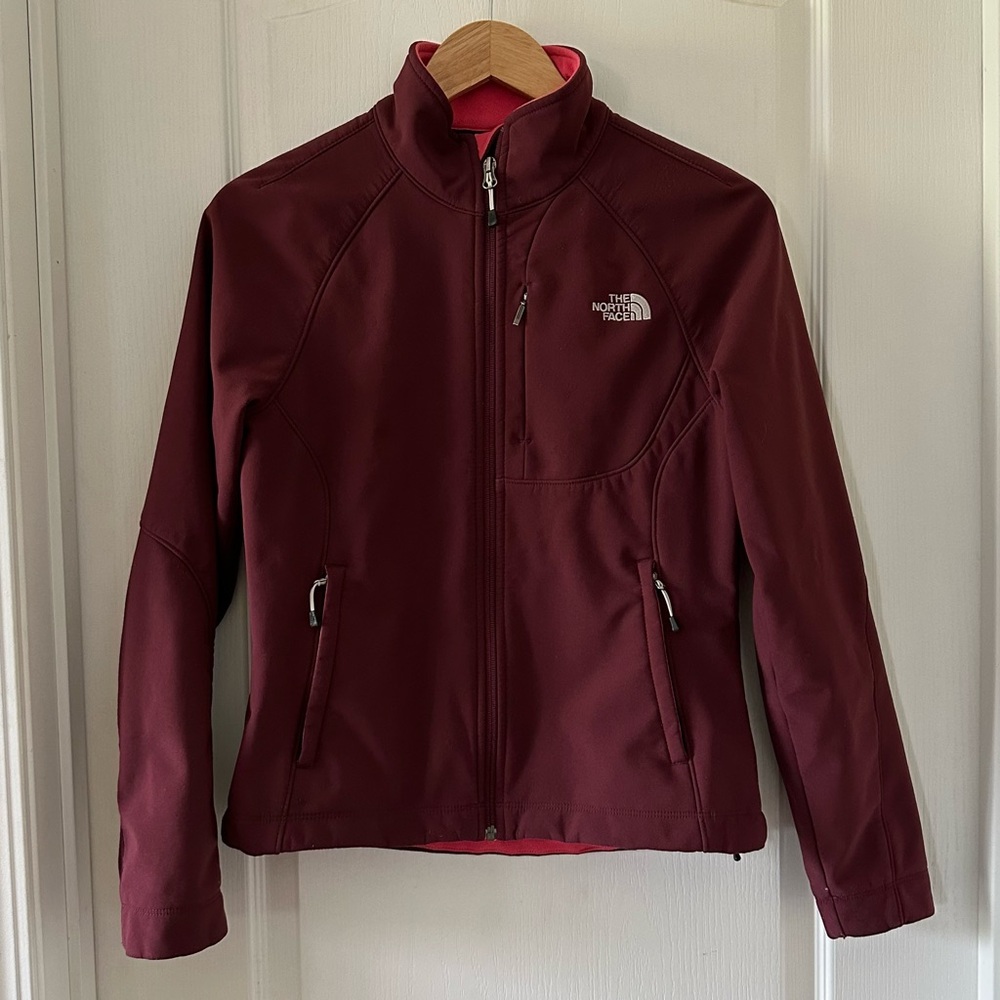 The North Face wine soft shell apex jacket